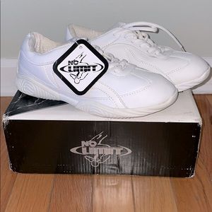 NO LIMIT cheer sneakers size 6.5